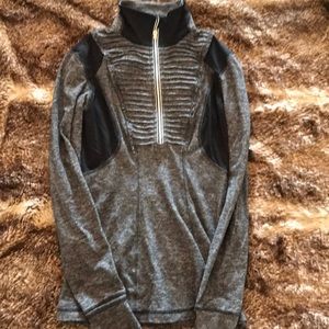 Long sleeve lulu lemon top